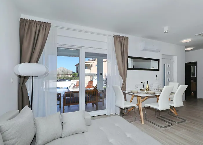 Jandro Holiday home Vir