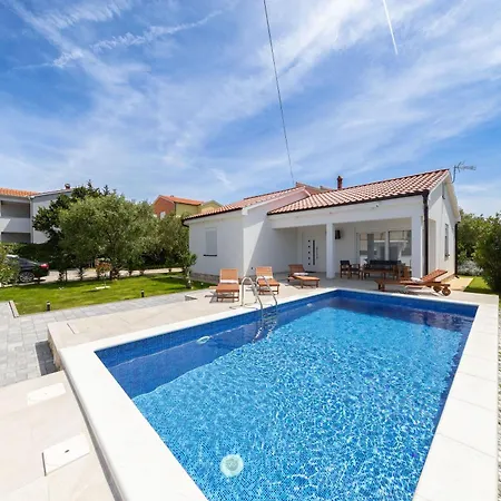 Holiday home Jandro