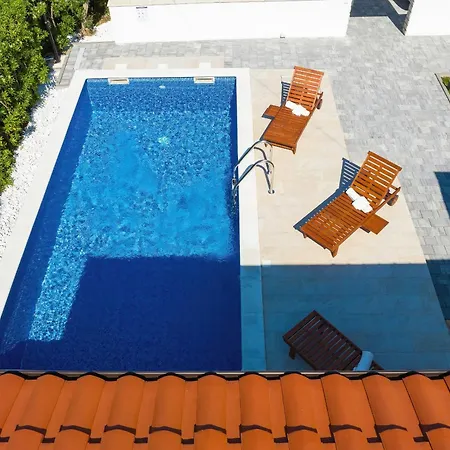 Jandro Hébergement de vacances Vir