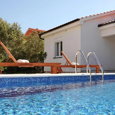 Jandro Hébergement de vacances Vir