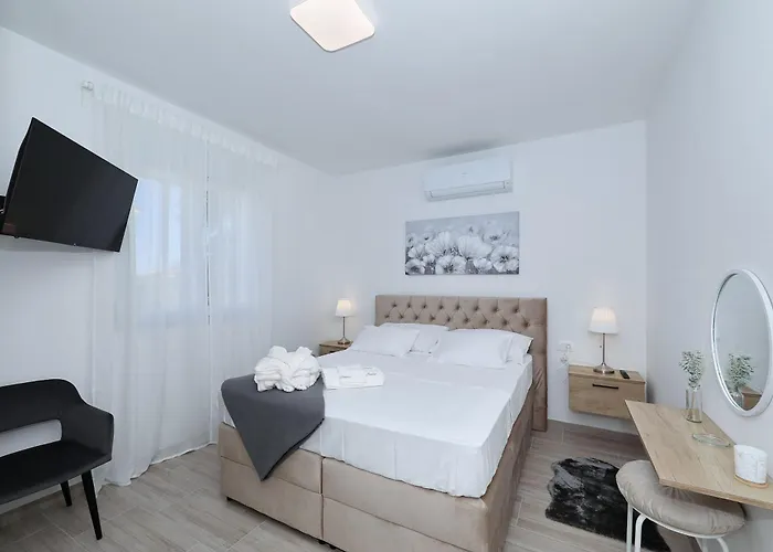 Jandro Hébergement de vacances *