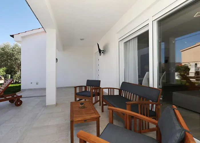 Jandro Hébergement de vacances Vir